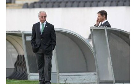 Sporting vende Wolfswinkel para pagar dois meses de salários em atraso