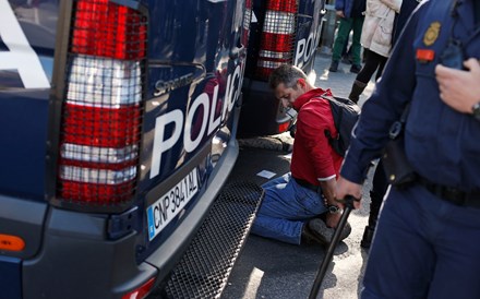 Confrontos em Madrid causam ferimentos a 7 polícias e 5 manifestantes