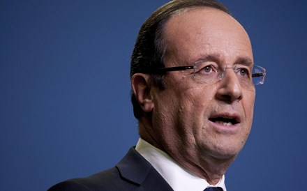 Hollande considera “inaceitável” espionagem norte-americana a presidentes franceses
