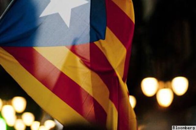 Catalunha desafia governo espanhol ao criar imposto sobre depósitos bancários
