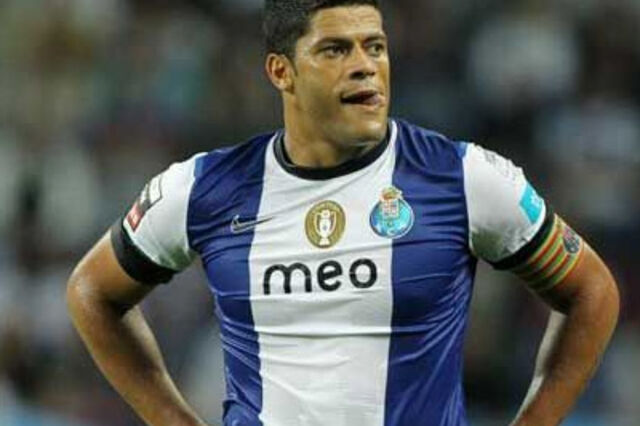 FIFA não encontra ilegalidades nas transferências de antigo agente de Hulk (cor.)