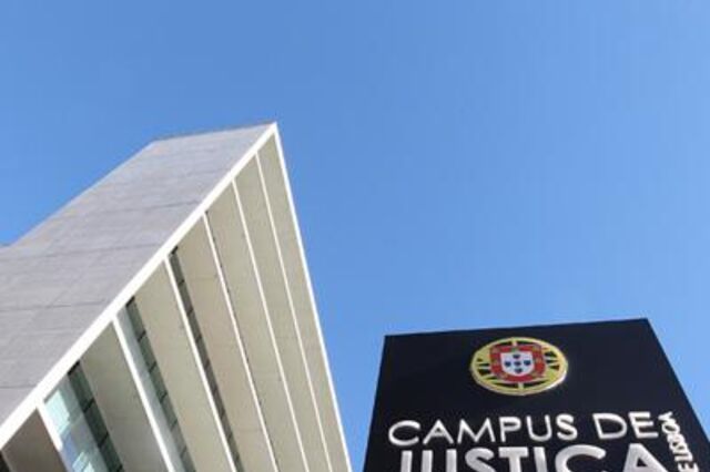 Conservadores dos registos em greve de 26 a 29 de Dezembro