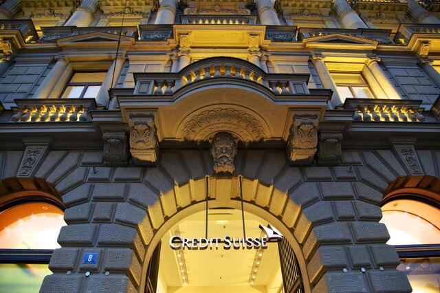 Lucros do Credit Suisse sobem 33% no segundo trimestre de 2013