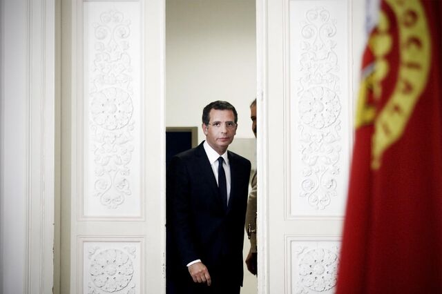 Seguro quer suspensão do processo de privatização da TAP