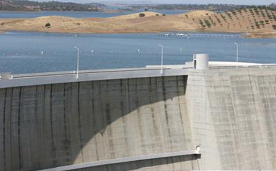 Falta de chuva faz disparar importa&ccedil;&atilde;o de electricidade