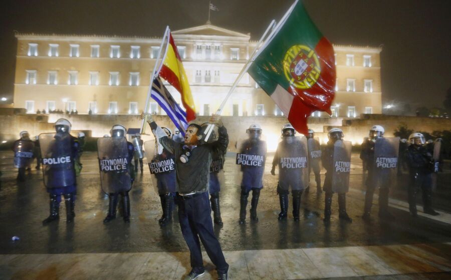 Portugal, Espanha e Itália recordados na manifestação de Atenas