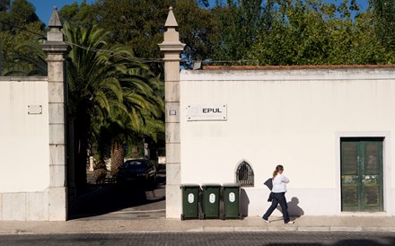 Câmara de Lisboa aprova extinção da EPUL
