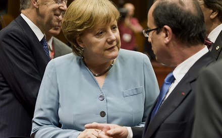 Cimeira europeia dominada por suspeitas de escutas dos serviços secretos norte-americanos