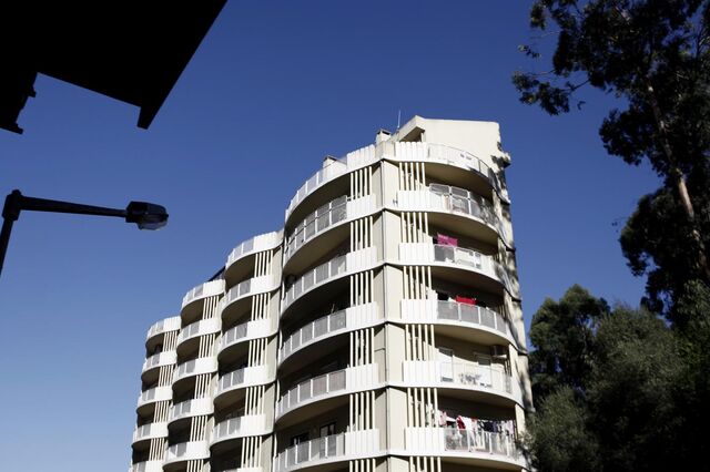 Casas compradas a crédito em máximos de 2011