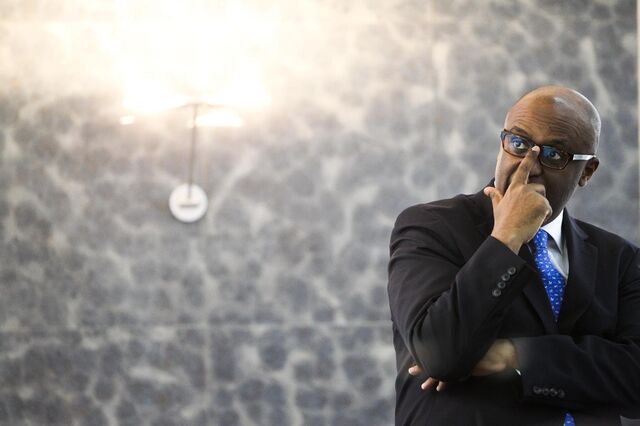 Selassie: 'É muito desapontante' que preços da luz e das telecomunicações não desçam