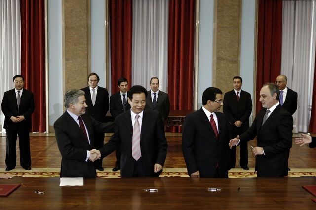 Governo no Golfo à pesca de candidatos às privatizações 