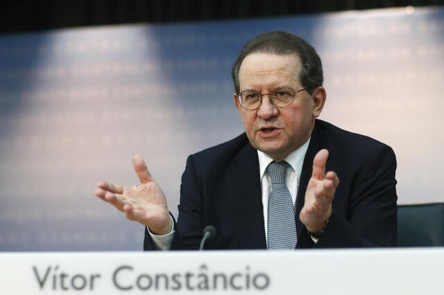 Constâncio aumentado em 22 mil euros enquanto vice-presidente do BCE