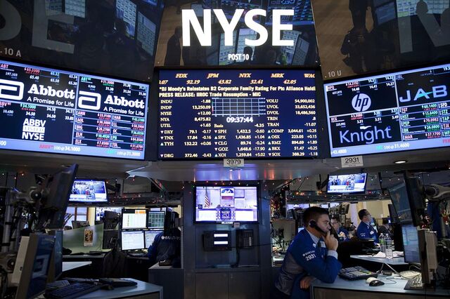 Tensões geopolíticas penalizam Wall Street