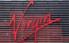 Neil Berkett vai receber 87 milhões de dólares ao abandonar Virgin Media