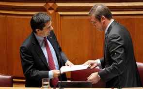 Défice do Estado até Abril ficou 300 milhões de euros abaixo do acordado com a troika
