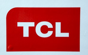 Chinesa TCL pede ajuda ao Iron Man para vencer no mercado dos “smarphones”