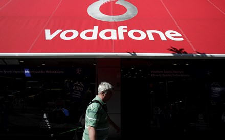 Vodafone reforça investimento na rede para combater quebra de receitas