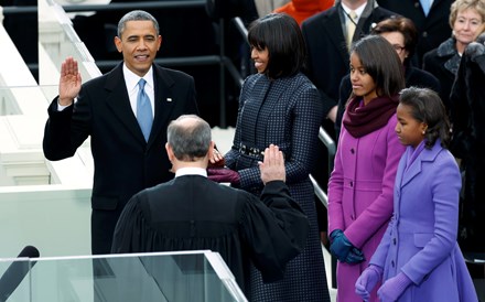 Barack Obama promete 'um governo do povo e para o povo”