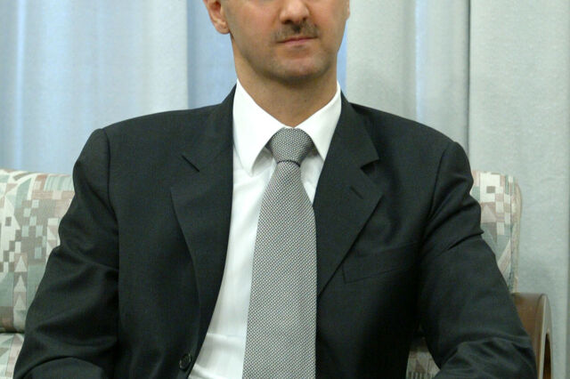 Assad nega autoria de ataque e ameaça EUA com retaliações 