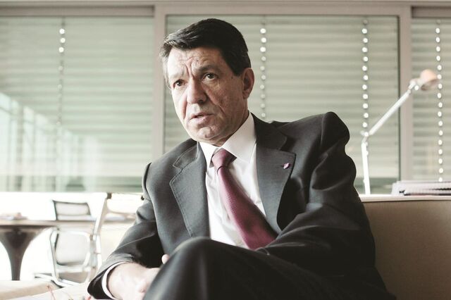 Apollo e Caravela disputam compra da Açoreana