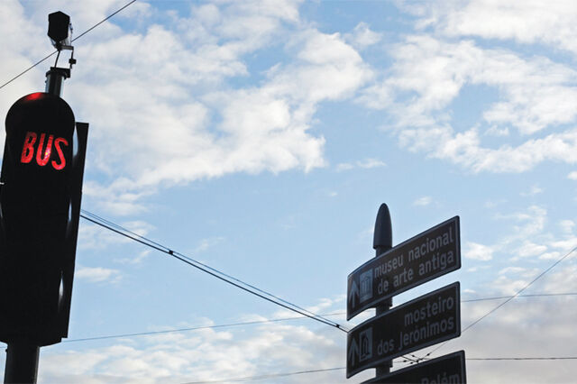 Passageiros fogem, dívida fica nos transportes