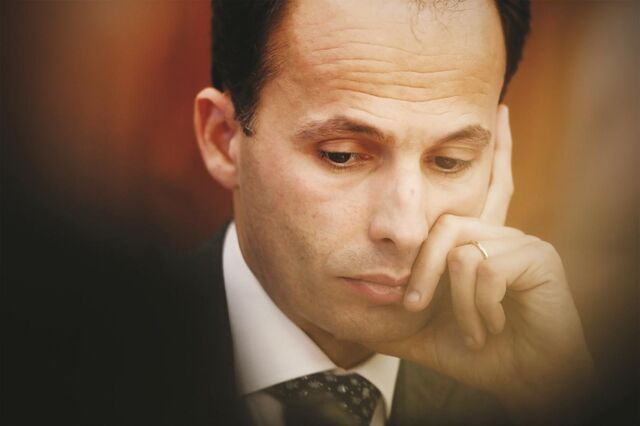 Revisão de salários na função pública vai partir da comparação com o privado  