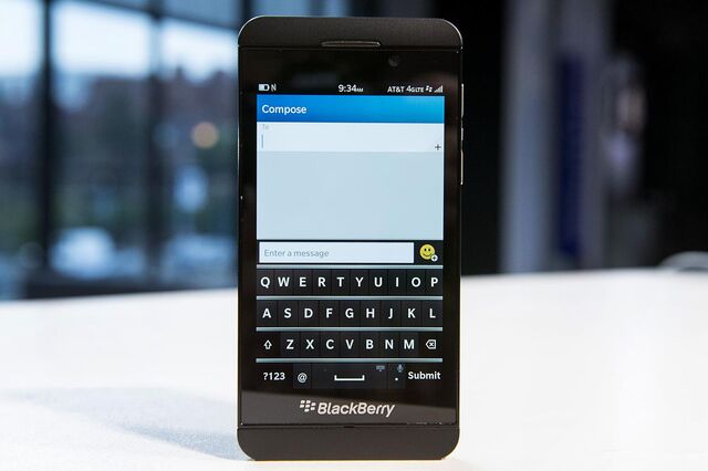 RIM reinventa BlackBerry com ecrã de toque