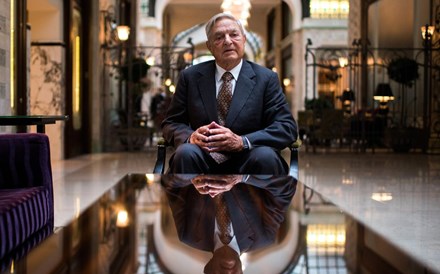 George Soros dá 500 milhões para ajuda a refugiados