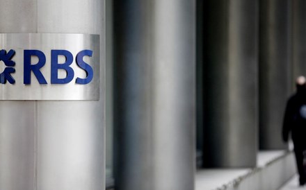 RBS corta 30 mil postos de trabalho