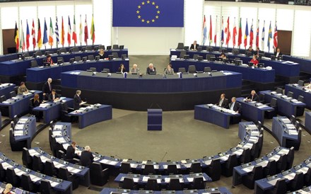 Parlamento Europeu apoia resultado das negociações sobre orçamentos europeus