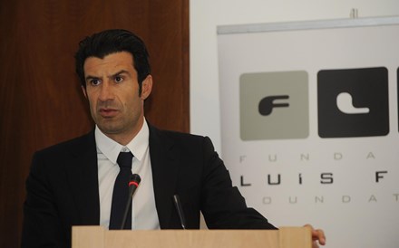 Luís Figo não avança com candidatura ao Sporting