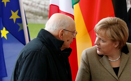  Napolitano responde a Schäuble e garante que Itália não “é um caso contagioso”