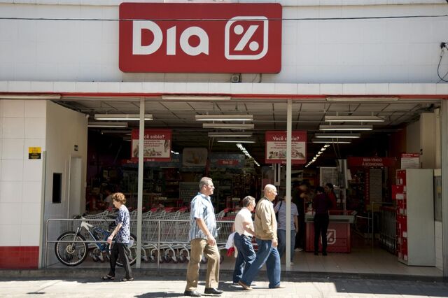Dia obtém 771 milhões de euros com opção de 100 milhões adicionais