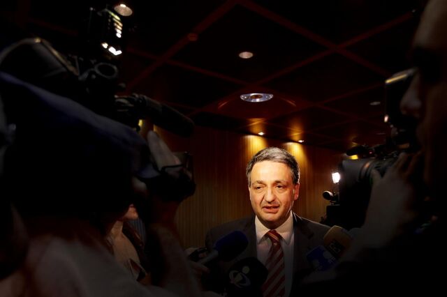 SNS pode já ter sido burlado em 45 milhões