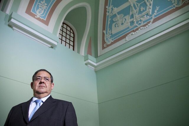 Morreu Octávio Félix de Oliveira, presidente do Instituto da Segurança Social