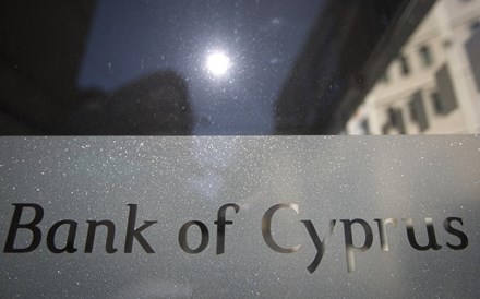 Banco Central do Chipre despede CEO do Bank of Cyprus 