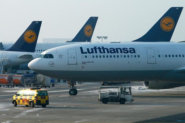Covid-19: Lufthansa vai parar um quinto dos aviões devido a queda no tráfego