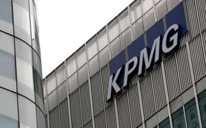 Deloitte e KPMG facturaram mais de 70% dos serviços de auditoria