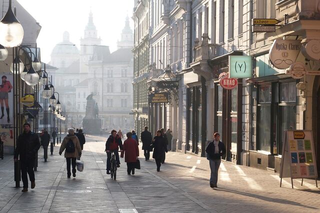 OCDE garante que Eslovénia não precisa de resgate imediato