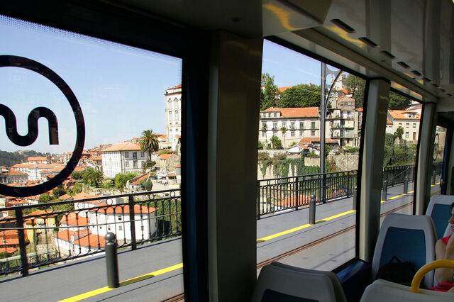 PCP questiona Governo sobre linha de Campo Alegre do metro do Porto