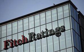 Fitch multada por supervisor europeu devido a conflito de interesses