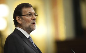 Rajoy recusa demitir-se, em defesa da 'estabilidade política' do país 