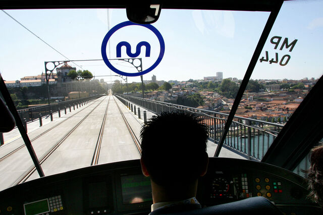 PCP quer Governo a levar metro até à Trofa 