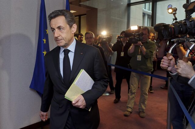 Nicolas Sarkozy promete alternativa à 'situação catastrófica' de França