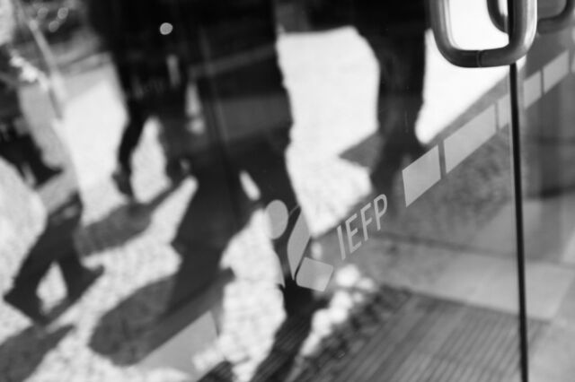 Para criar emprego, OCDE quer mais despesa orientada para formação