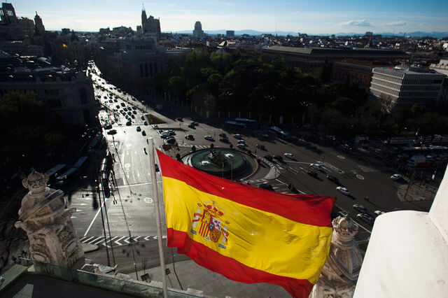 Inflação em Espanha cai para mínimos de quatro anos 