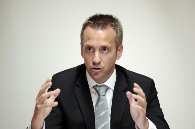 Sérgio Monteiro: Governo 'não negoceia com base em greves'