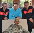 Nelson Mandela recebeu na sua residência de Joanesburgo, Carlos Godinho, Cristiano Ronaldo e Carlos Queiroz, na altura do Mundial de Futebol em África do Sul