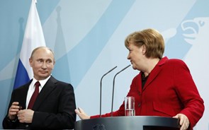 EUA e Europa aumentam pressão sobre Putin 