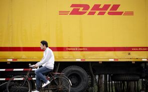 DHL